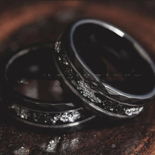 8mm Electric Black Hammer Pattern Tungsten Ring Steel Color Inner Step Inlaid Iron Chips Silver Foil - Bottega Happy Products